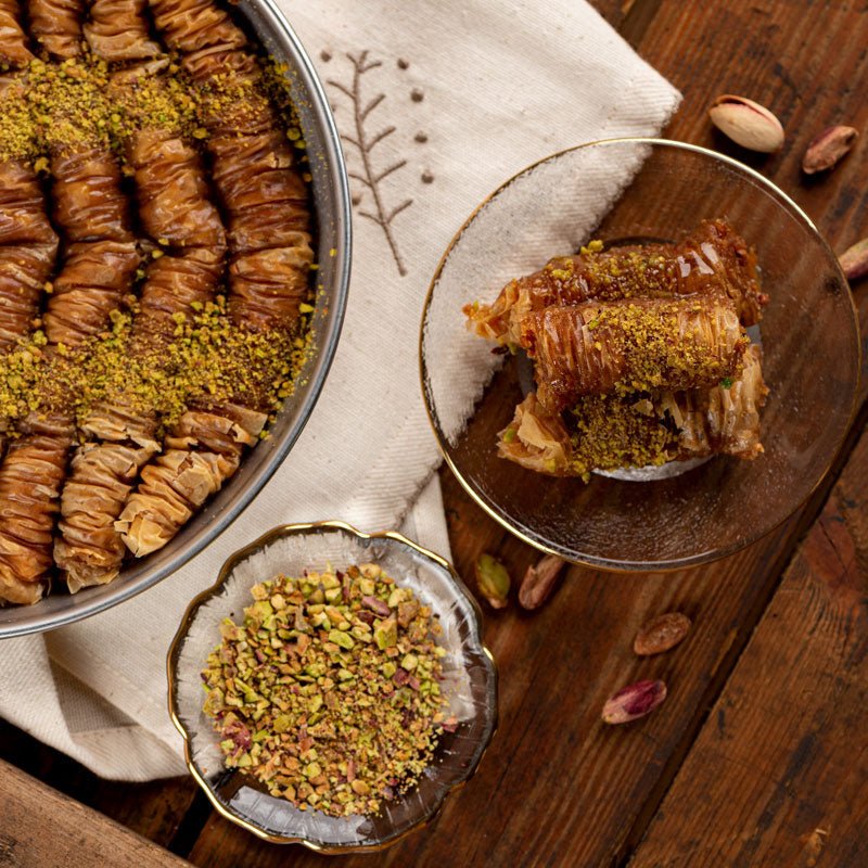 Traditional Greek Saragli – Rolled Baklava with Almonds (8 pieces – 250g) - Image 4