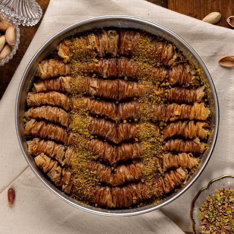 Saragli Rolled Baklava – 30 Pieces Family Tray (800g)